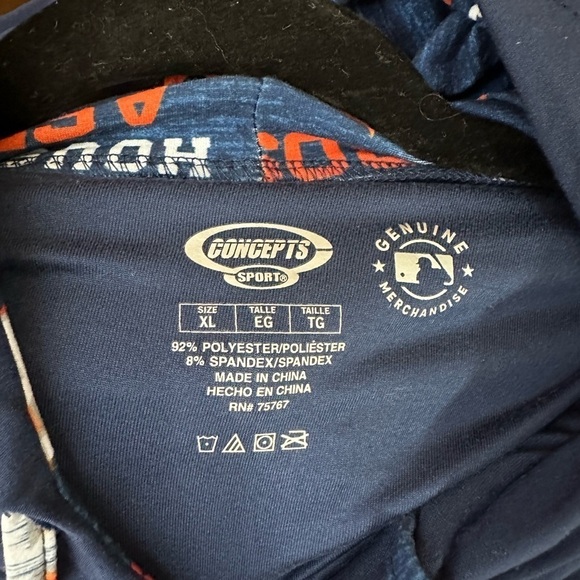 Houston’s Astro Genuine Merchandise hoodie - Picture 7 of 7